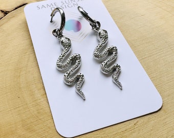 Snake Earrings, Huggie Hoop Earrings, Goth Earrings, Punk Earrings, Witchy Earrings, Best Friend Birthday Gift, Trendy Jewelry 2024