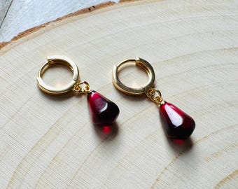 Pendientes de granada, pendientes de fruta, aros de aro, pendientes divertidos, joyas para preadolescentes, aros de oro para mujer, regalos de Navidad para compañeros de trabajo.
