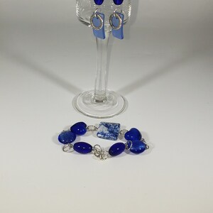 Blue glass beads earrings and bracelet