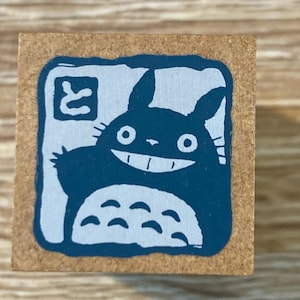 Beverly| Ghibli| 20mm| MINI Wooden Stamp| My Neighbour Totoro| Susuwatari| Lotus Leaf| Umbrella Smileと