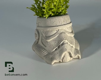 Stormtrooper Concrete Planter - Concrete Plant Pot -  Star Wars Gift - Indoor Plant Pot - Figurines Planters - Home Decor - Geek Gift