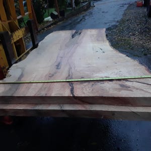 Enormes losas de arce con borde vivo a la venta