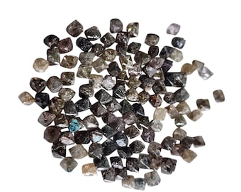 Kryształowy surowy diament, 5,00 Ct 2,0 do 3,0 MM Naturalny czekoladowo-brązowy kolor diamentu, rzadki surowy diament, unikalny nieoszlifowany luźny diament do biżuterii