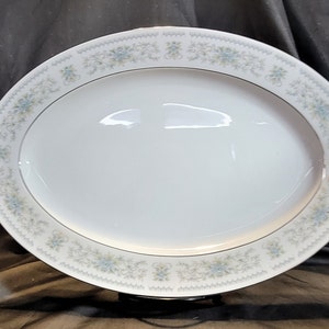 14 Inch Oval Serving Platter Nitto Hanover Platinum Made in Japan Vintage 1960s