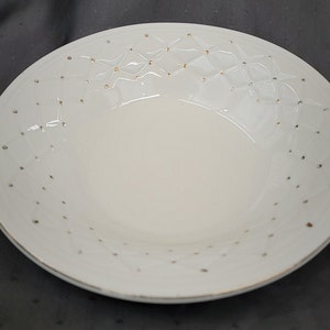 Soup/Cereal Bowl Gibson Designs Golden Quilt/Basket 22K Gold Vintage 2000