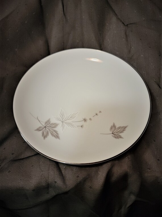 Vintage Mikasa Narumi Salad Plate: Silver Maple Fine China