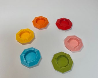 1:6 scale hexagon Ashtray