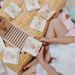 Carte emozionali Montessori per ragazze | Scuola Montessori | Attività dell'asilo Montessori | Terapia di integrazione | Carte in legno Montessori