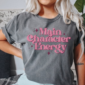 Main Character Energy Short Sleeve Tee, Trendy Retro Graphic Tee, Gift For Friend TShirt, Retro Shirt, Funny Shirt