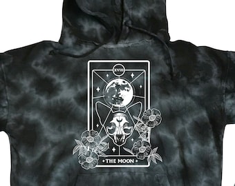 Moon Cat Tarot Card Tie Dye Hoodie, Witchy Card Cat Skully Trendy Black Tie Dye Hooded Sweatshirt
