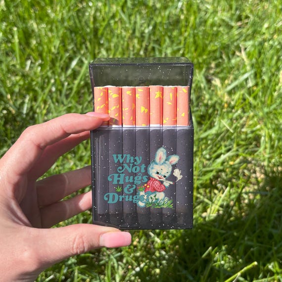 canadian cigarette pack Plain-packaged cigarettes to hit Canadian shelves as new regulations take effect on Nov. 9 canadian cigarette pack Plain-packaged cigarettes to hit Canadian shelves as new regulations take effect on Nov. 9