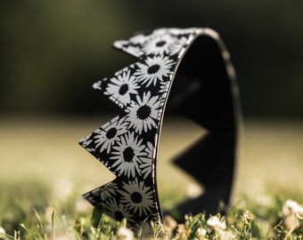 The Reversible Monochrome Daisy Crown || Unisex || Adjustable with Velcro Strap || One Size Fits All