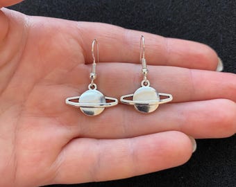 【STONEHENgE】Luv-it〜Silver Heart Planet Earrings K1824 STONEHENgE】Luv-it〜Silver Heart Planet Earrings K1824
