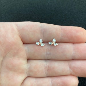 TANGPOET Daisy - Orecchini a forma di quadrifoglio, per donne, ragazze