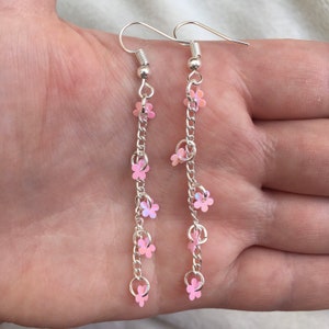 Silver dangle/ drop chain earrings with pink flower sequins, pink flower earrings, daisy chain earrings, spring earrings