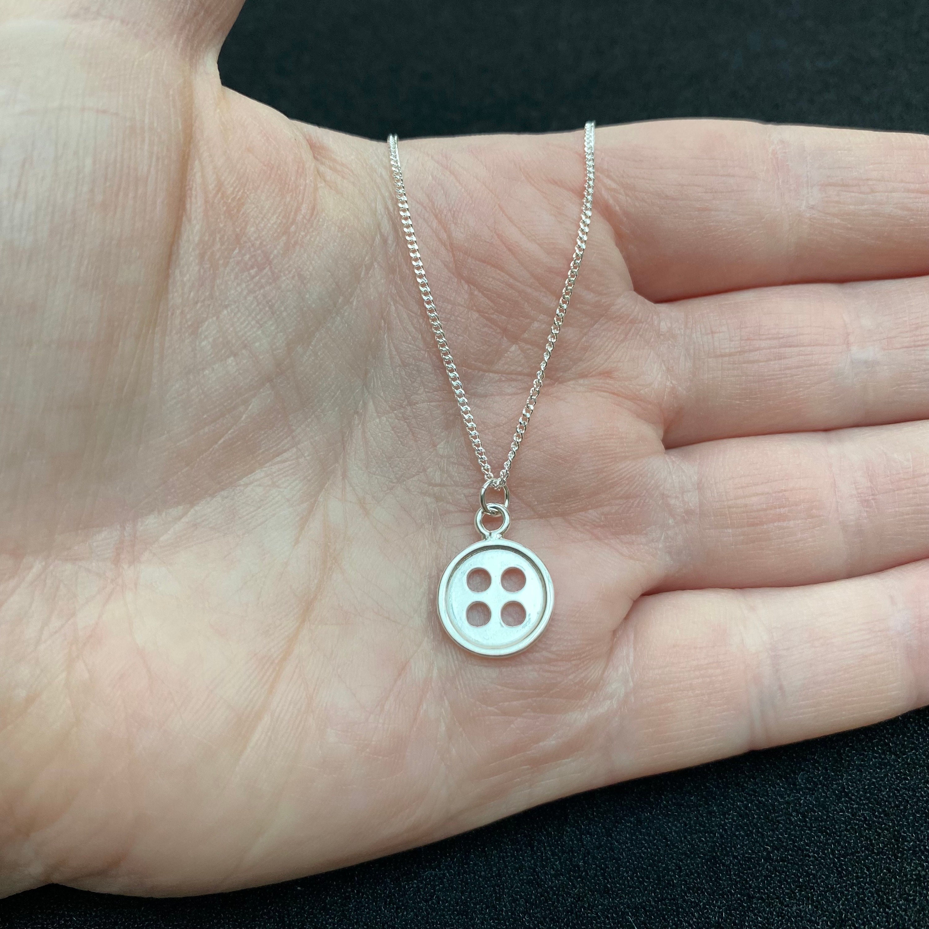 アクセサリー NEIGHBORHOOD SILVER BUTTON NECKLACE Sterling Silver Button Charm Necklace: Delicate Curb Chain - Etsy