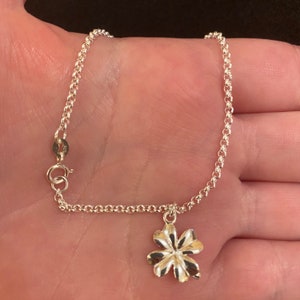 Sterling silver bracelet with clover charm, sterling silver clover bracelet, clover jewellery, Irish jewellery, good luck gift