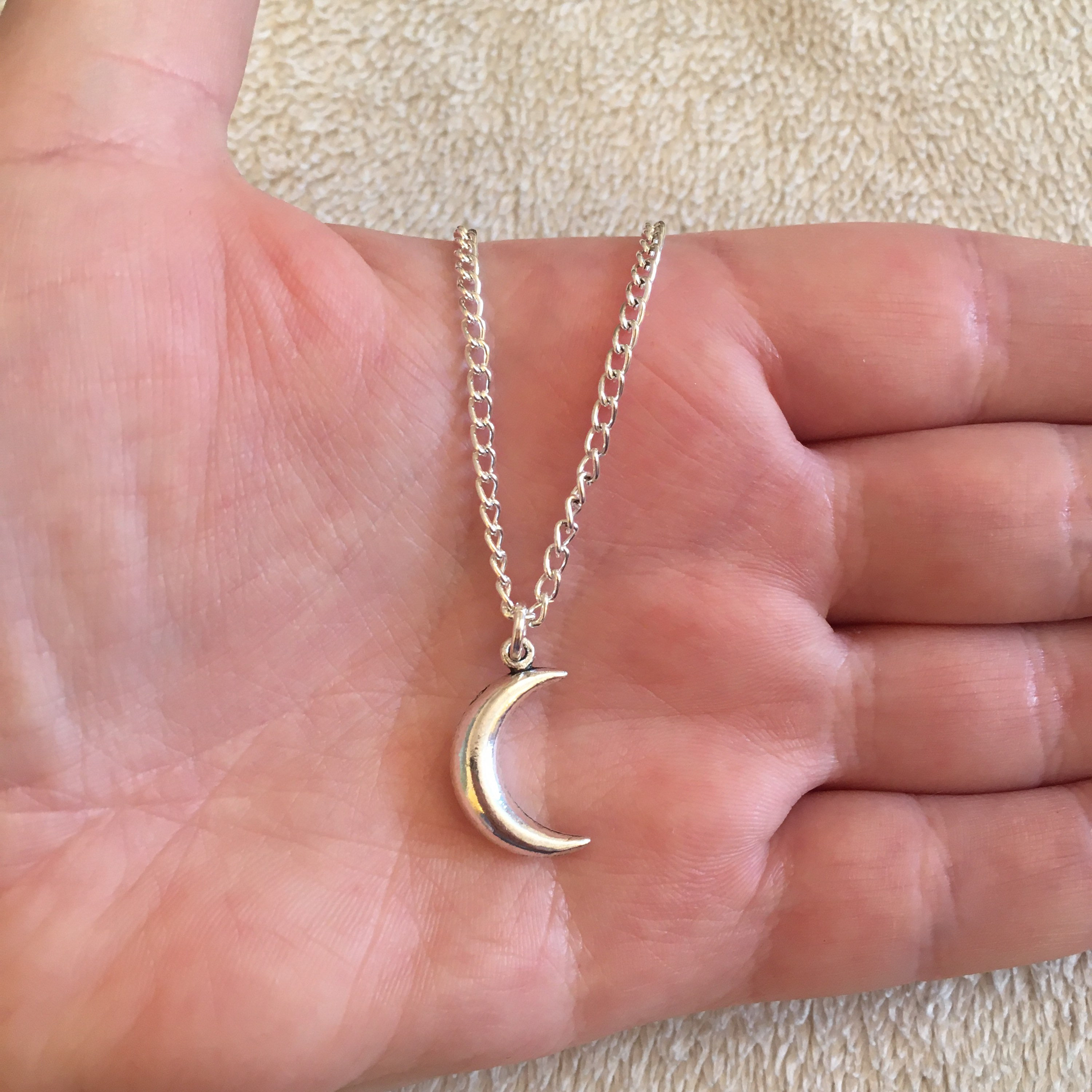 [COLD FRAME]RETRO CRESCENT MOON SILVER NECKLACE☆日本未入荷 RETRO CRESCENT MOON SILVER NECKLACE