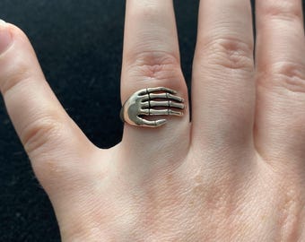 Sterling Silver Adjustable Skeleton Hand Ring: Gothic Jewellery
