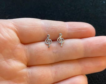 音符スタッドピアス、ト音記号ピアス、ミュージシャンへのギフト