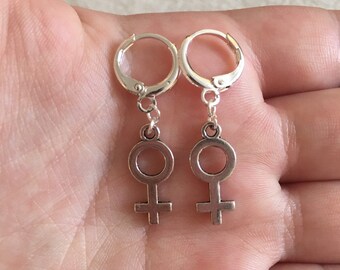 Silver Plated Huggie Hoop Earrings: Venus Symbol Charm (10mm)