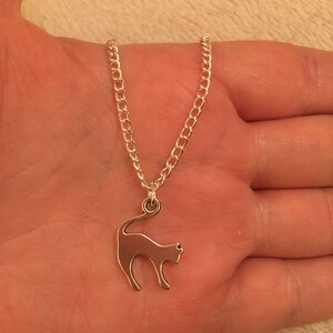 Silver chain necklace with cat charm, cat necklace, cat jewellery, animal necklace, animal jewellery