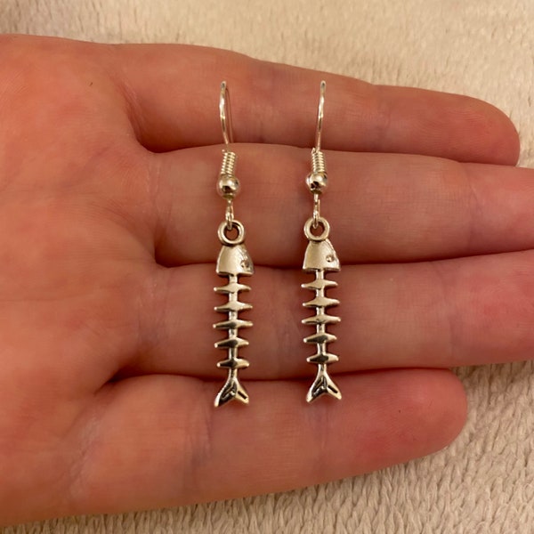 Silver dangle/ drop earrings with fish bone charms, fish bone earrings, Halloween earrings, Halloween outfit