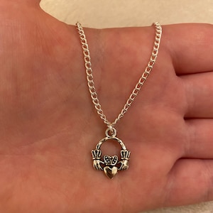 Silver chain necklace with claddagh charm, claddagh necklace, st Patrick’s day gift
