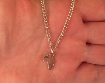 Verzilverde Afrika-bedelketting