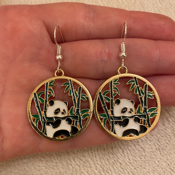 Boucles D'oreilles Pendantes Plaqué Argent - Breloques Chat Et Perles Vertes, Fait Main, Crochet