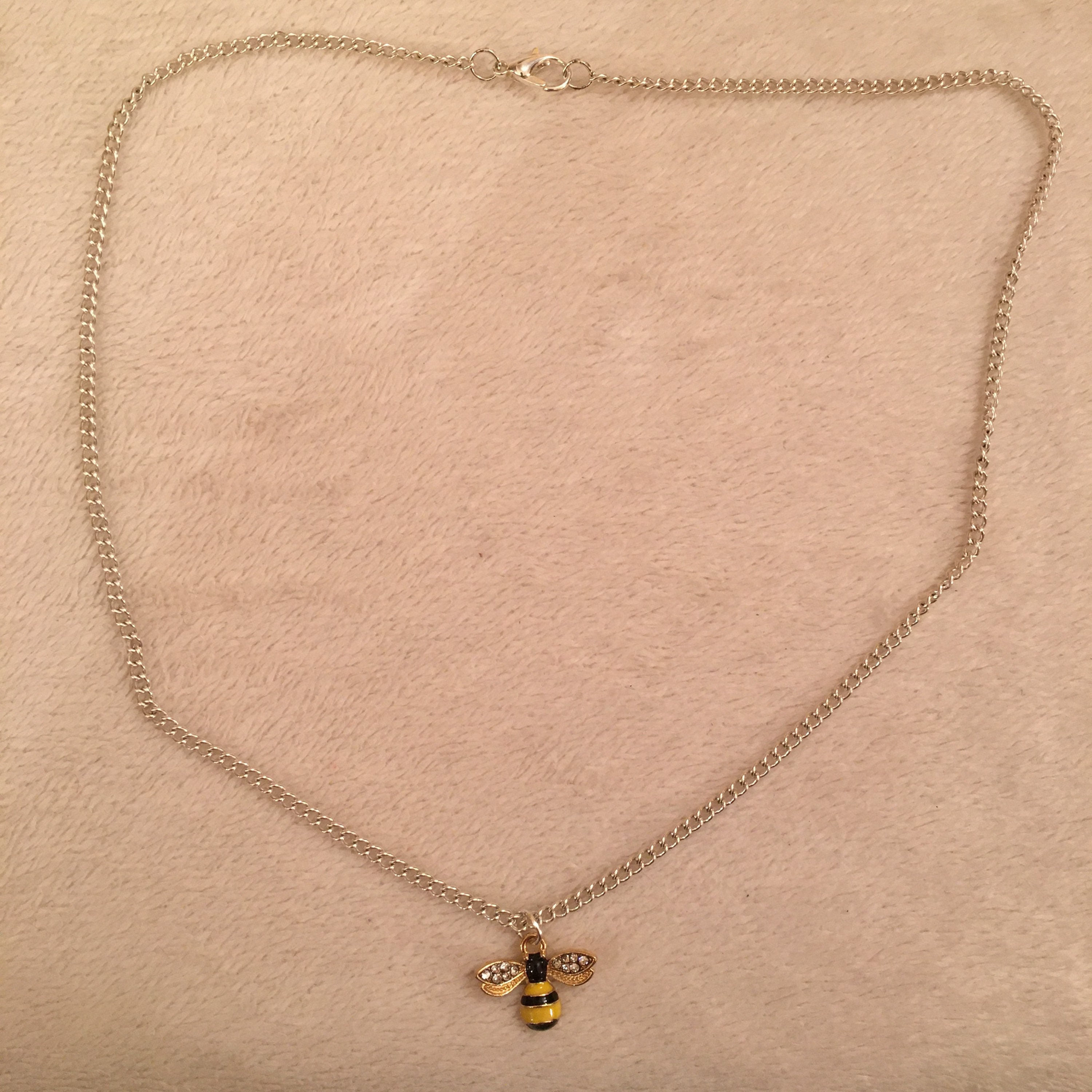 Kate spade hotsell bee necklace