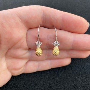 Sterling silver dangle/ drop earrings with pineapple charms, sterling silver pineapple earrings, sterling silver pineapple jewellery