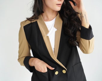 Cool Neutral Color Blocked Beige and Black Double Breasted Short Gold Button Blazer