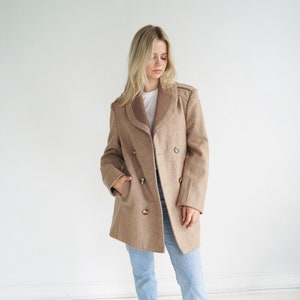 Perfect Vintage Beige Double Breasted Wool Coat / Fall Jacket / 70s / Size Small / Medium image 2