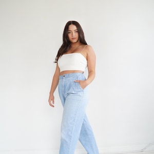 Perfect High-Waisted Wide-Leg Tapered 80s Light Wash Blue Denim Jeans with Pleats, Zipper Fly Size MEDIUM image 5