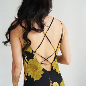 Gorgeous Soft Floor Length Low Back Black and Gold Floral 90s Spaghetti Strap Shift Dress Size Small image 3