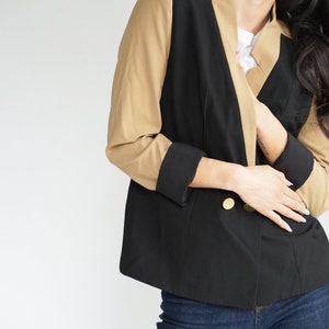 Cool Neutrale Kleur Geblokkeerd Beige en Zwart Double Breasted Korte Gouden Knop Blazer afbeelding 7