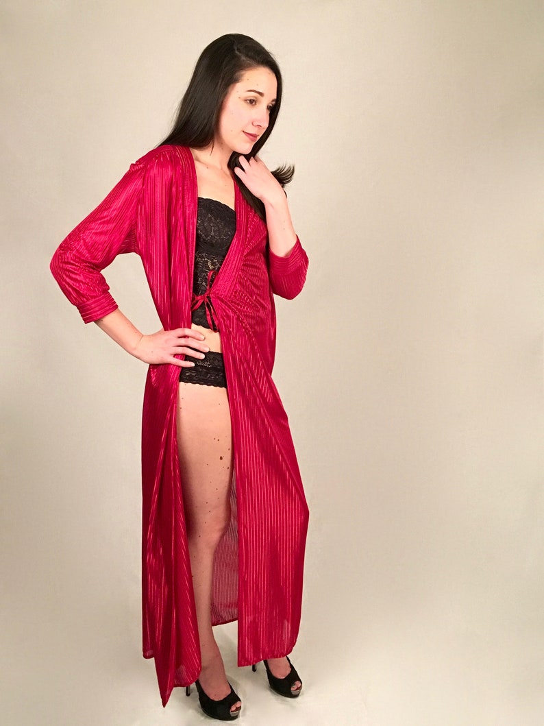 Vintage Red Dressing Gown // Sheer Red Robe // Red Negligee // Nightgown // Lingerie // Size Small image 3