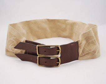 Camel Coloured Light Tan Suede Leather Double Buckle Vintage Belt Size Small