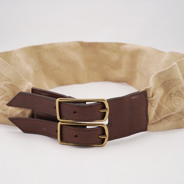 Camel Coloured Light Tan Suede Leather Double Buckle Vintage Belt Size Small