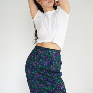 Purple and Green Tropical Floral Vintage Knee Length Straight Skirt Pencil Skirt Size Small Medium image 6