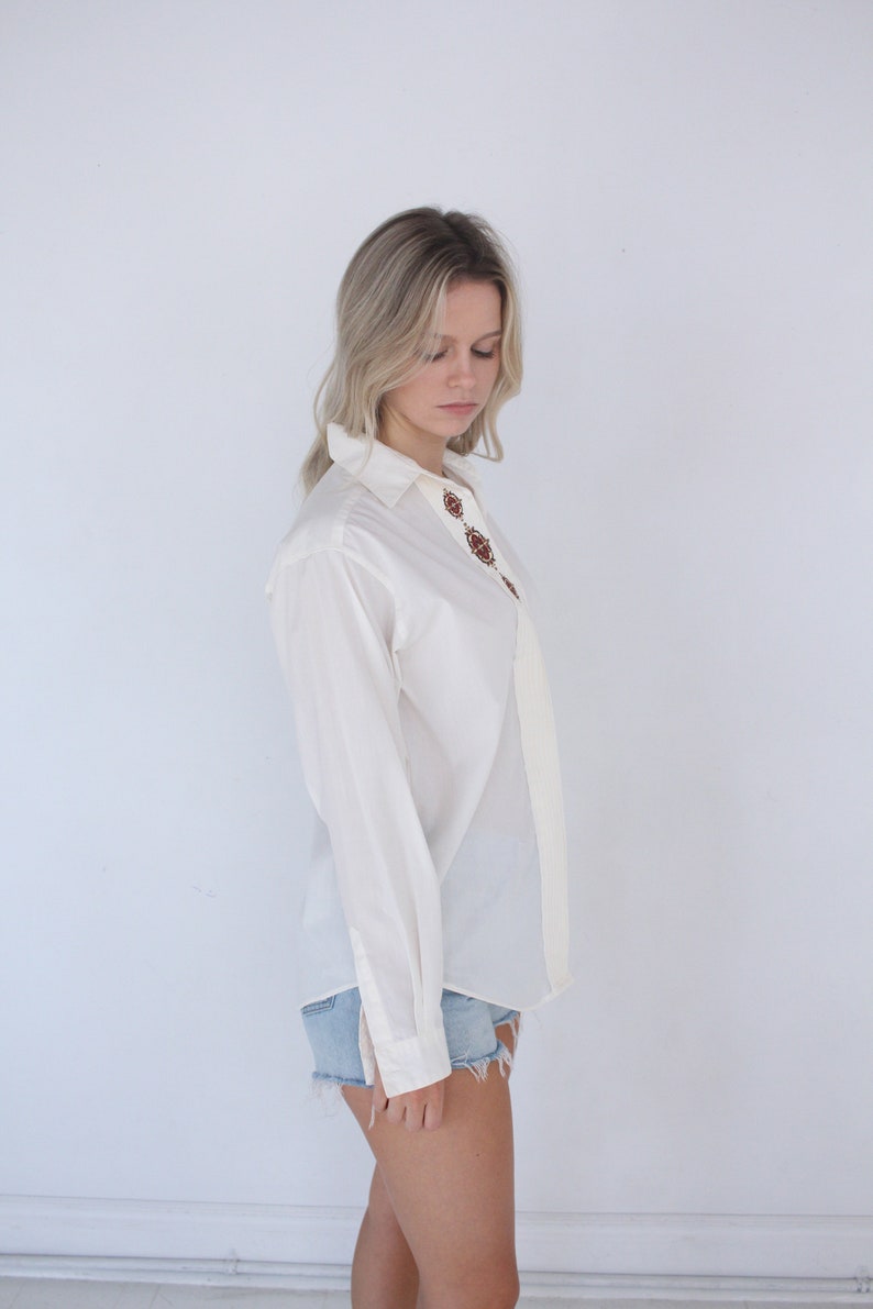 Chemise brodée bouton blanc vers le bas // Tabi Shirt // Chemise à col // Chemise robe à manches longues // Taille petite / Taille moyenne image 7