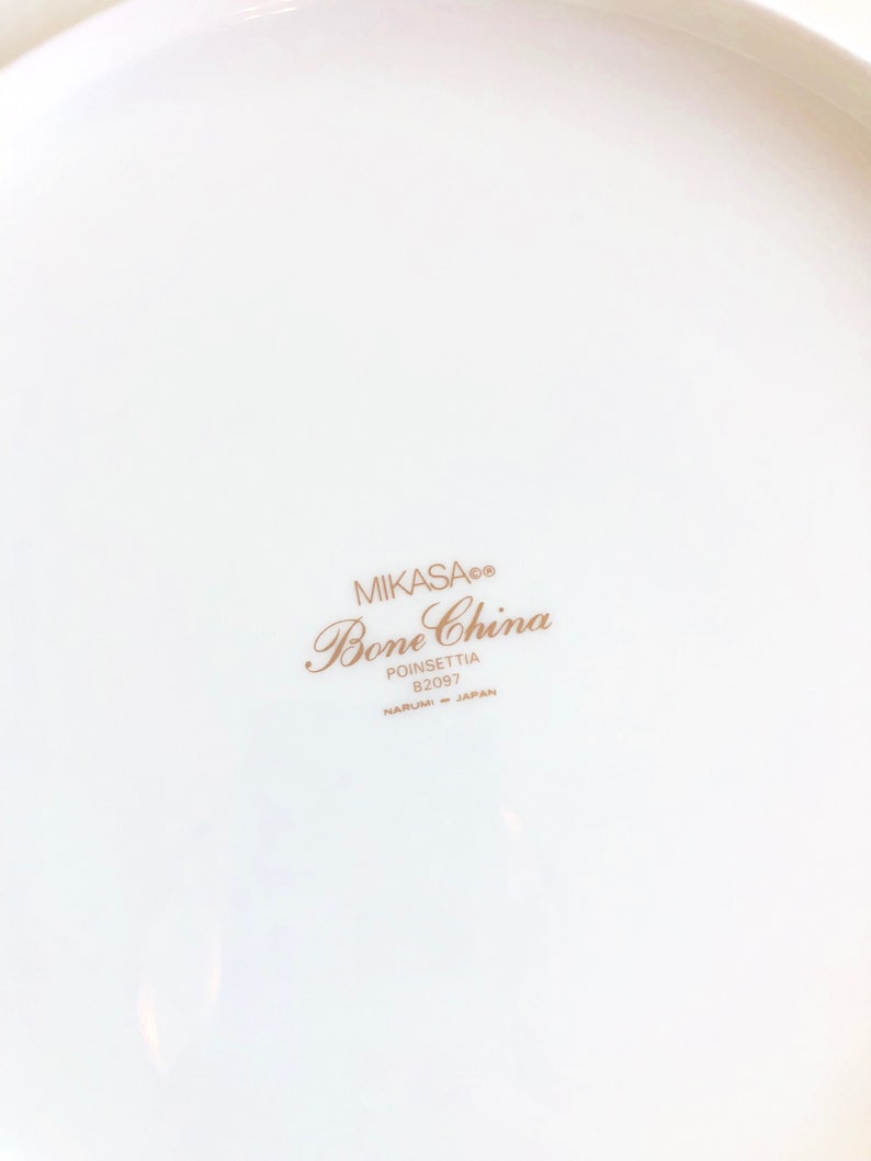 Vintage Mikasa Bone China Embossed Poinsettia Cake Plate and Server Set Free U.S MINT CONDITION GORGEOUS Shipping!