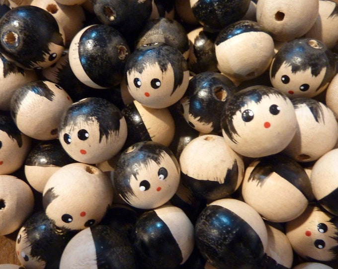 18mm 0.70 inch Small Natural Wood Doll Head Beads with Faces 100 Pieces