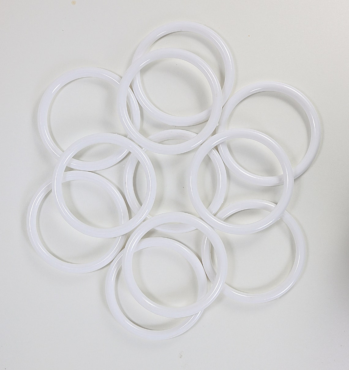 Thick Plastic Rings Rings 3 Inch White Plastic Acrylic Rings 5/16 Inch Thick 12 Pieces - Etsy