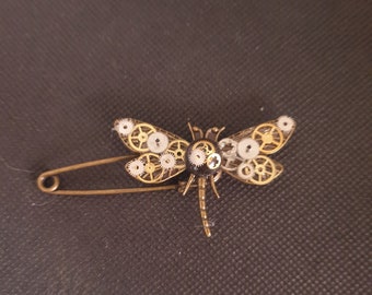 Broche libellule steampunk