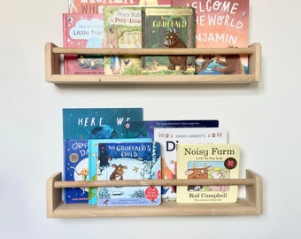 Set of two Solid oak bookshelves - nursery decor | nursery shelves | nursery bookshelf | book display | floating shelf | Montessori shelf