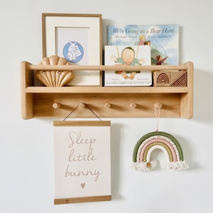 Bibliothèque à chevilles en hêtre massif - Décoration d'intérieur | étagères pour chambre de bébé | étagère | présentoir à livres | étagère à chevilles l étagère | Bibliothèque Montessori