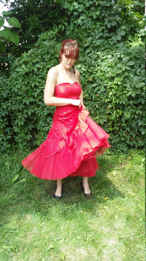 Red 50s cocktail or prom dress - image 2