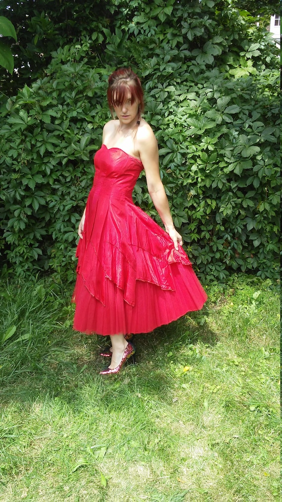 Red 50s cocktail or prom dress - image 1